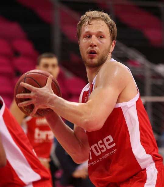 各支劲旅都 各支劲旅都